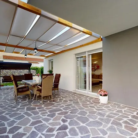 Βίλα House Tolesa Σπλιτ